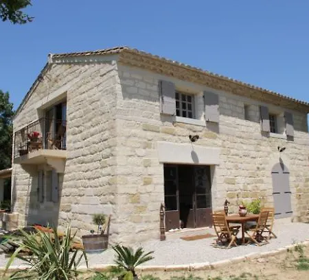 Le Mazet De Jean Oda ve Kahvaltı 3*